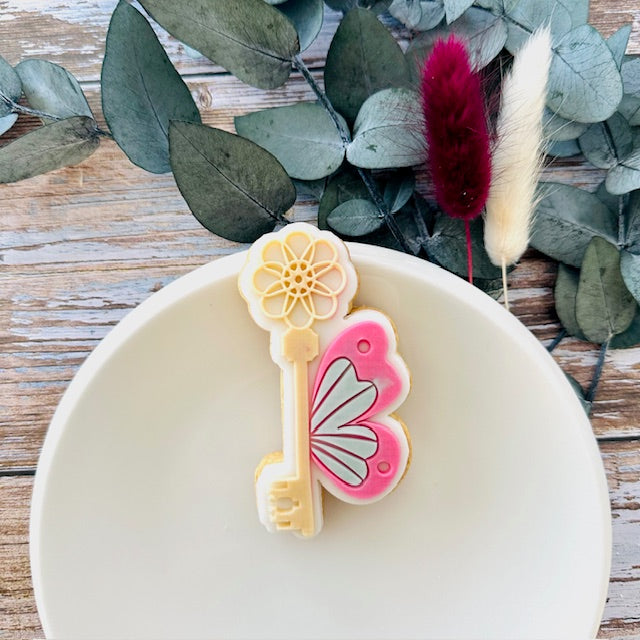 Butterfly key
